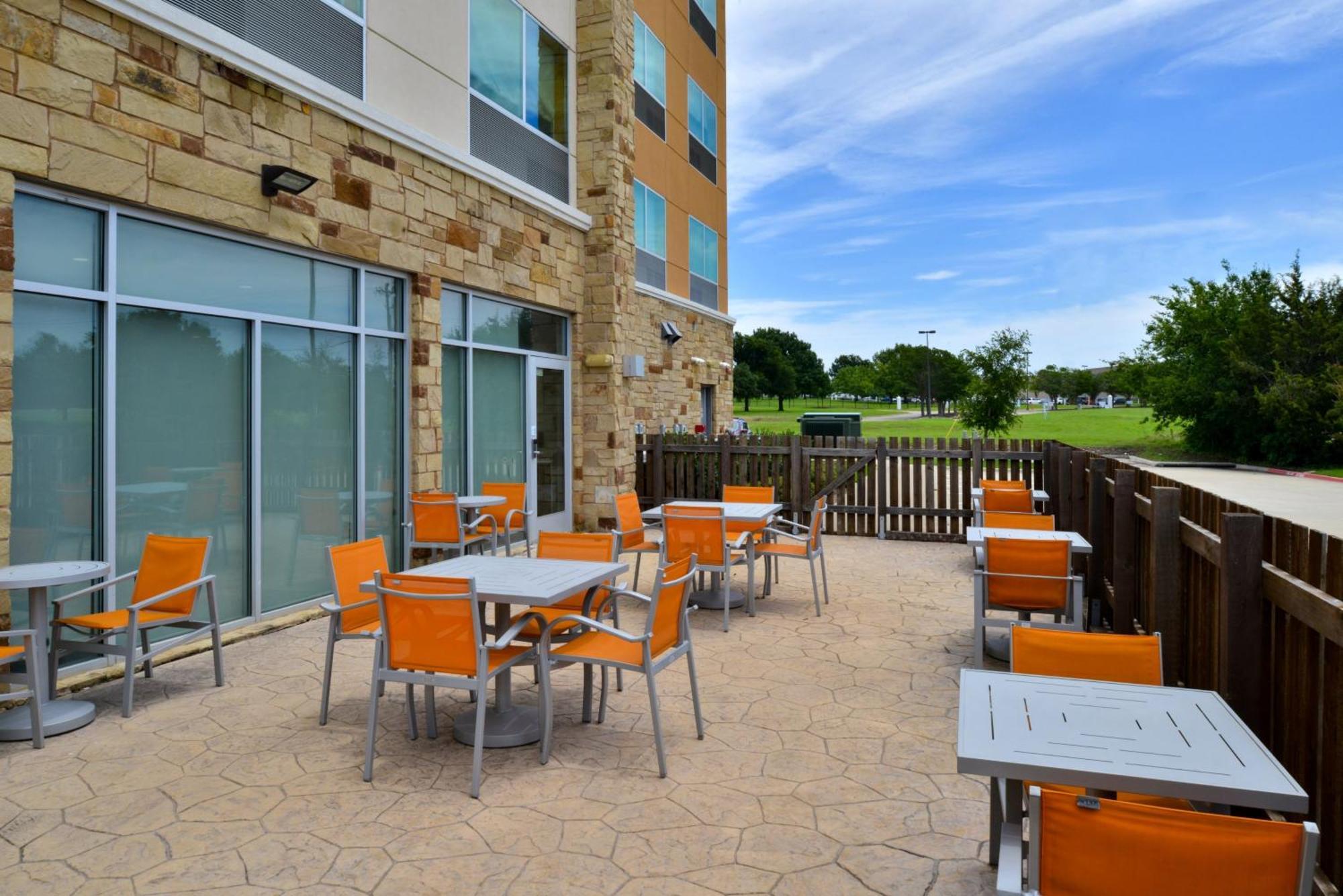 Holiday Inn Express & Suites - Wylie West By Ihg Exterior photo